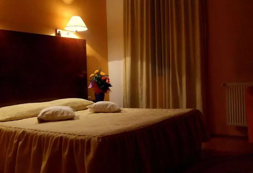 Отель Ambassador 