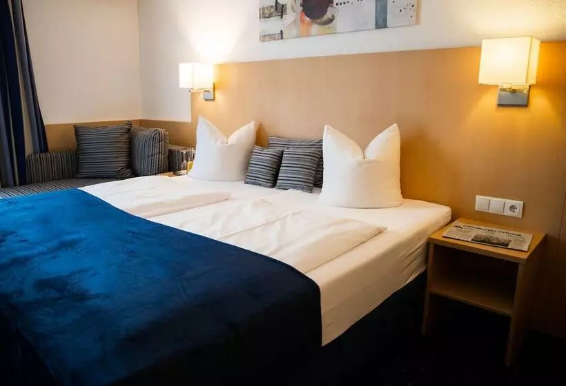 Отель Bettina Garni