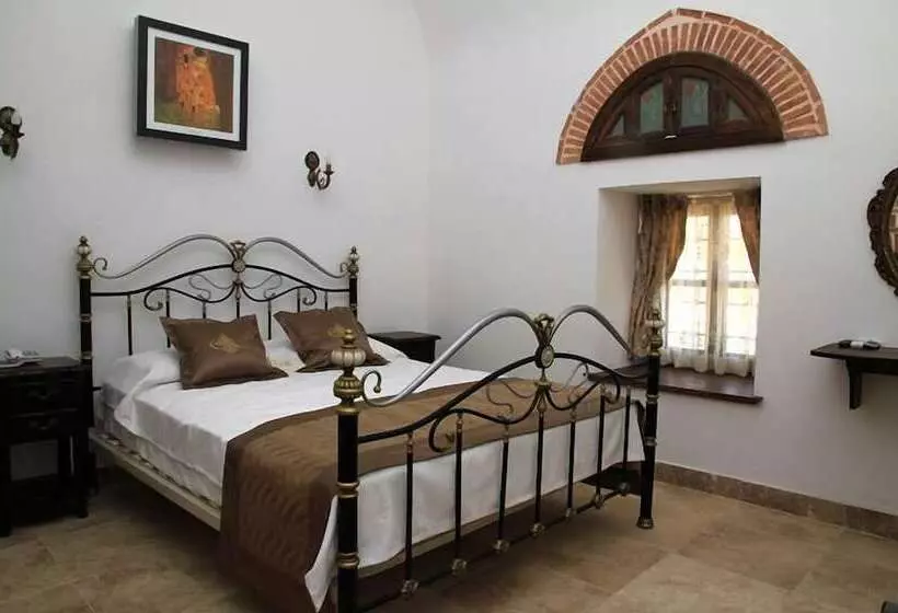 Hotel Kanuni Kervansaray Historical