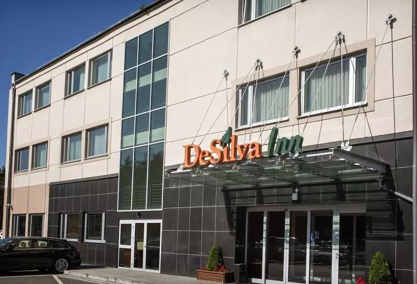 Отель Desilva Inn Katowice Airport