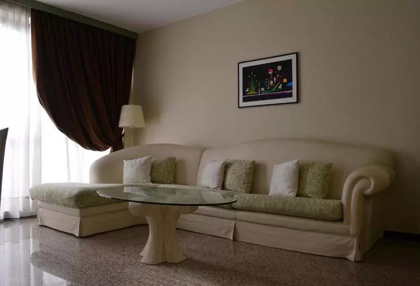 בית מלון כפרי Diamante