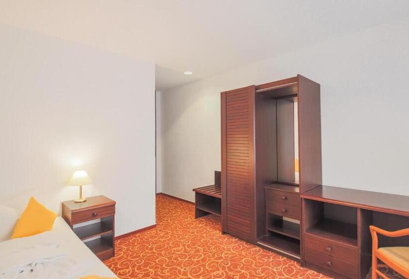 호텔 Garni Zwickaumosel