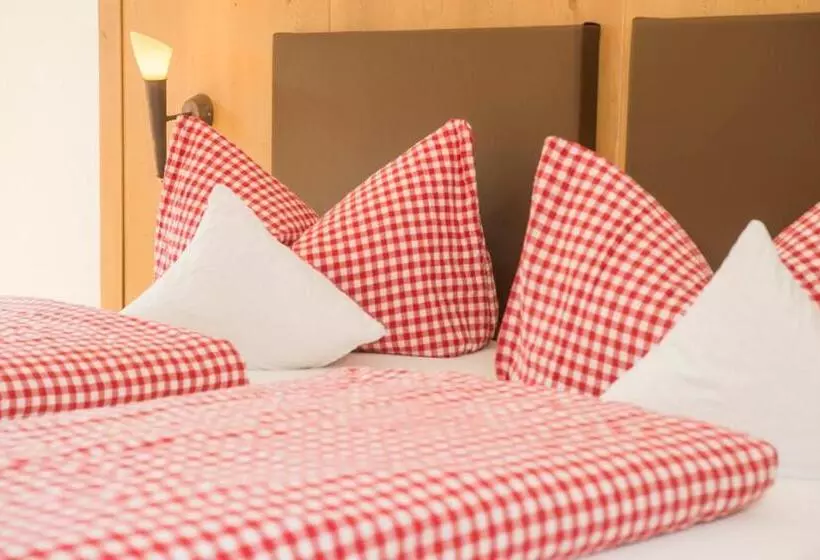 Отель Gasthof Kienberg