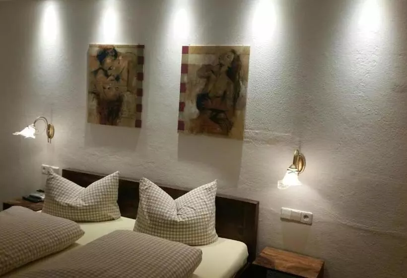 Отель Gasthof Kienberg