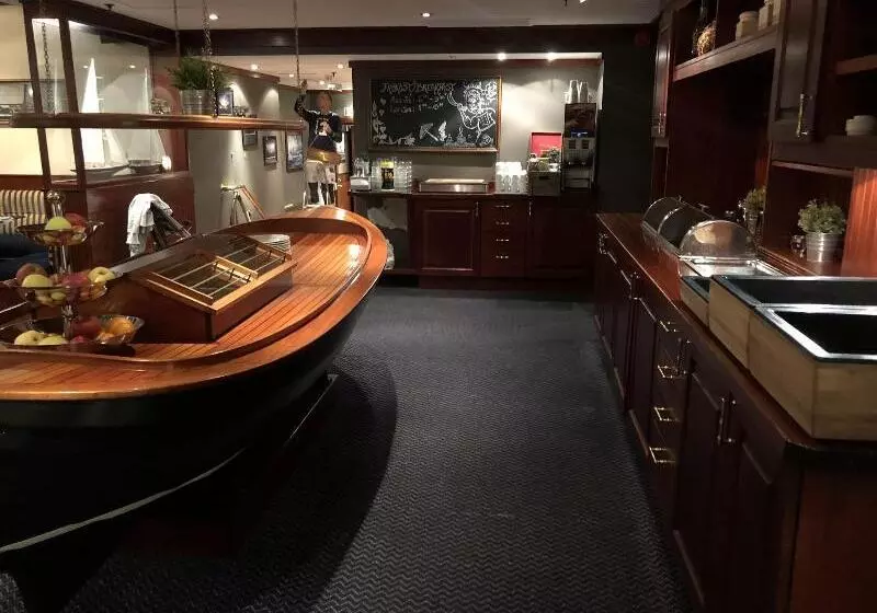 Grand Hotel Arendal Unike Hoteller