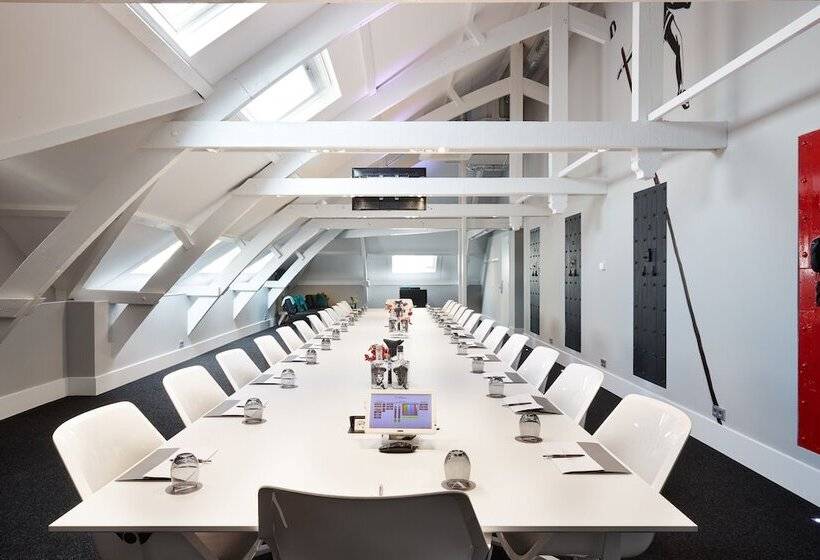 ホテル Het Arresthuis