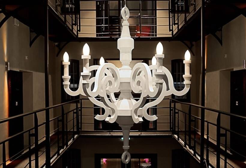 ホテル Het Arresthuis