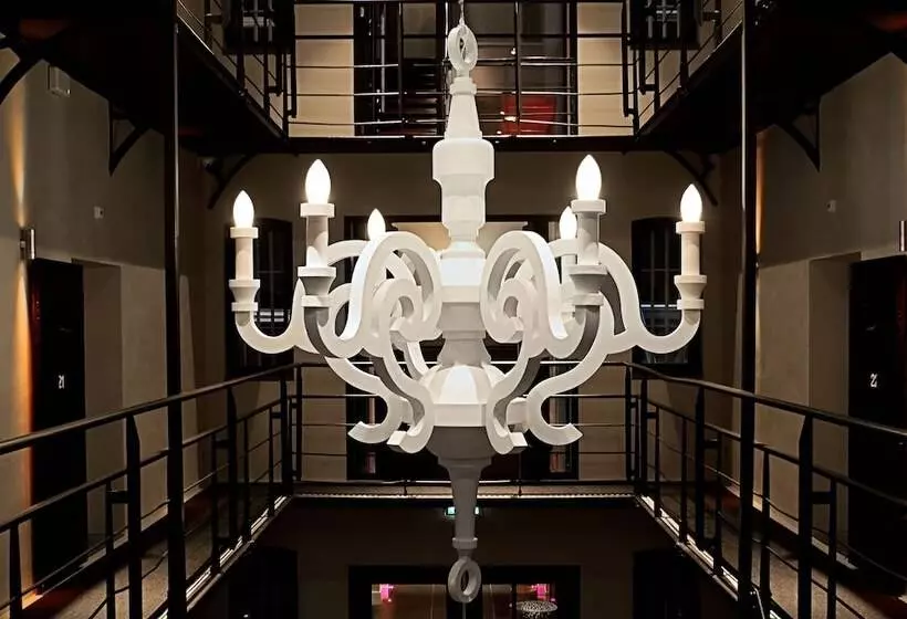 هتل Het Arresthuis