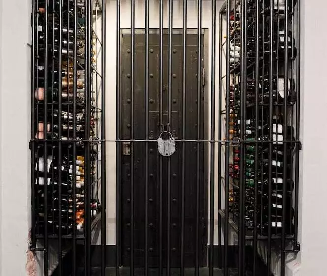 هتل Het Arresthuis