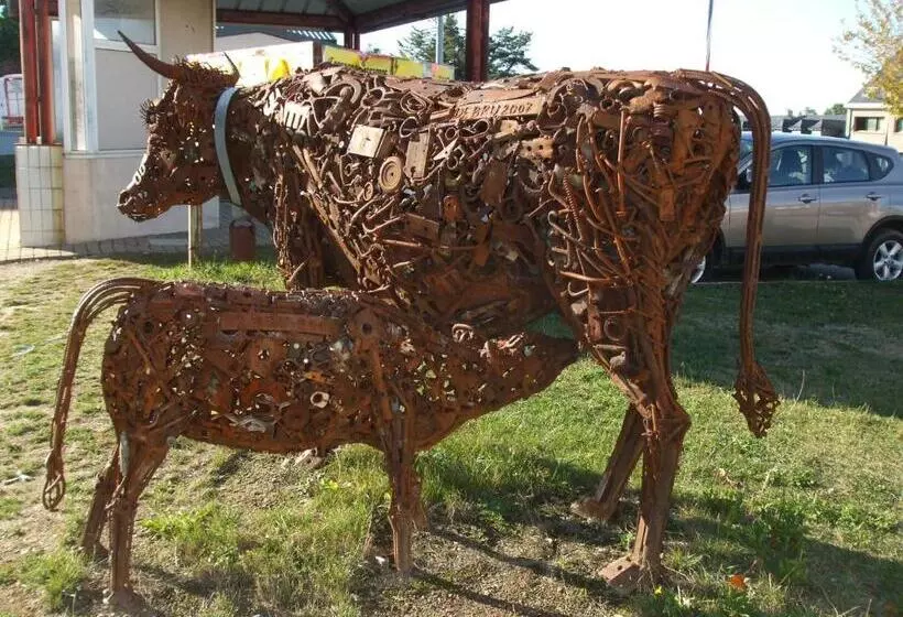 Hotell Authentic By Balladins – Rodez / Le Ségala