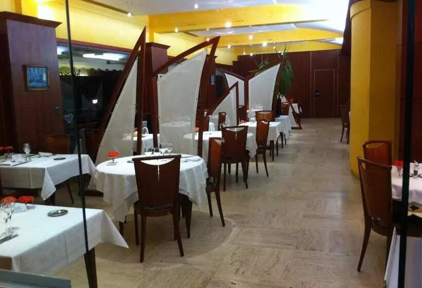 Hotell Authentic By Balladins – Rodez / Le Ségala