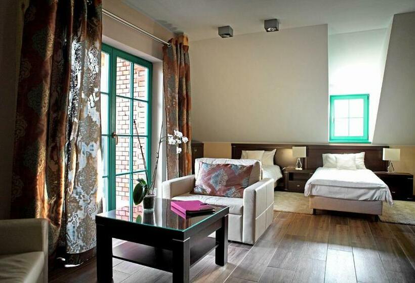 Отель Spa Srebrny Dzwon Kadyny