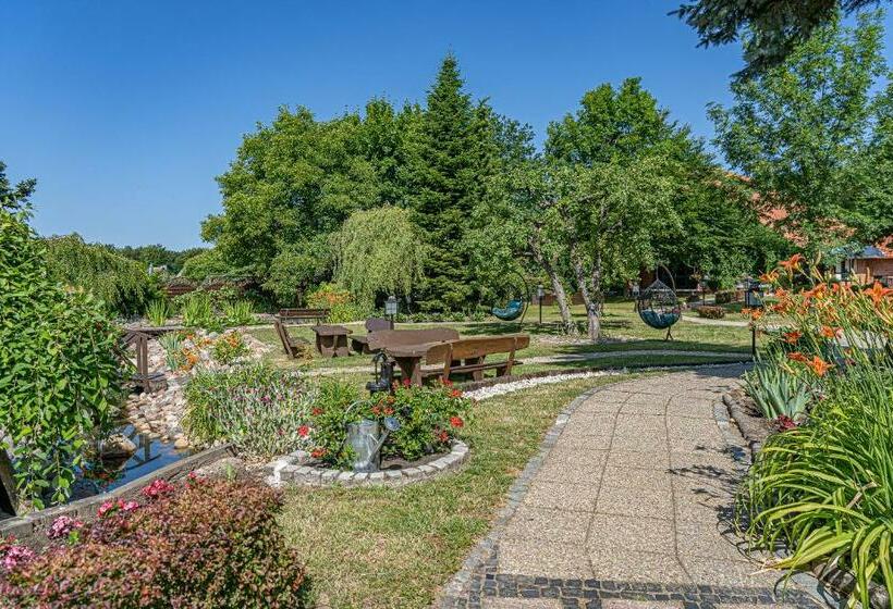 Отель Spa Srebrny Dzwon Kadyny