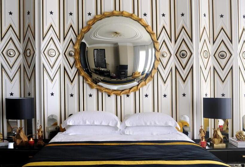 ホテル Taxim Hill