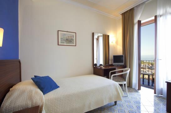 Hotel Tirrenia