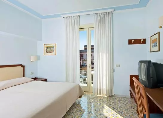 בית מלון כפרי Tirrenia