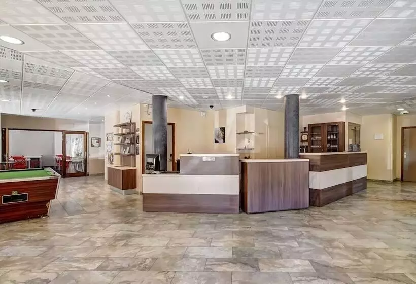 בית מלון כפרי Vacanceole  Residence Grand Massif