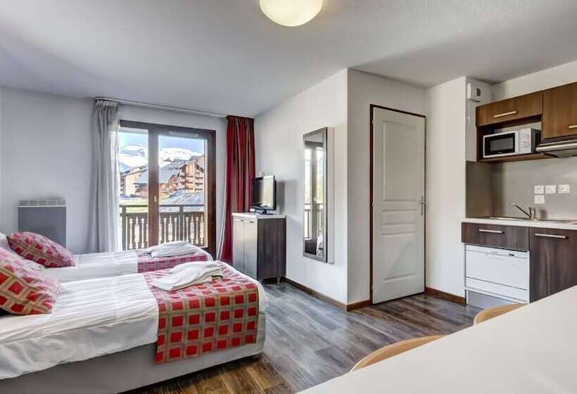 Отель Vacanceole  Residence Grand Massif