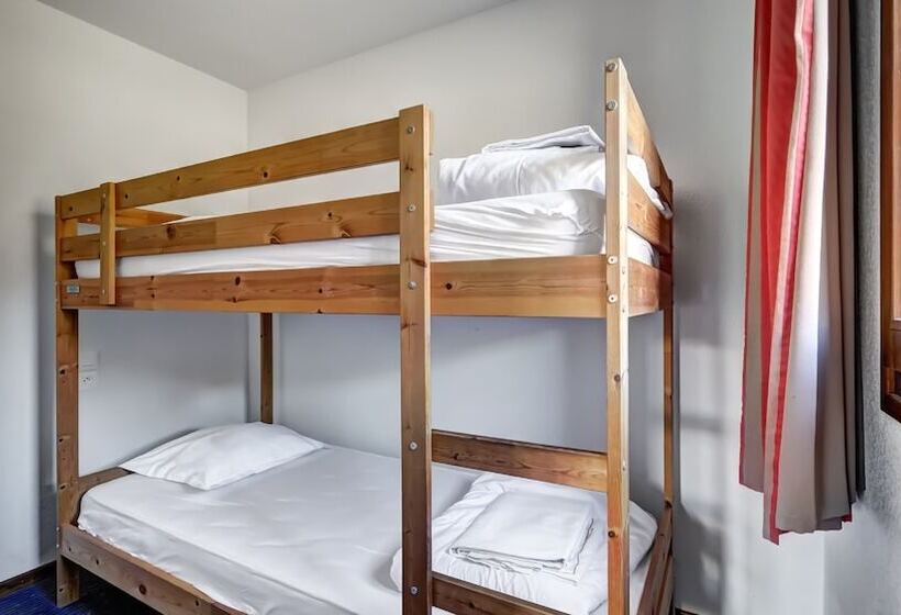 Отель Vacanceole  Residence Grand Massif