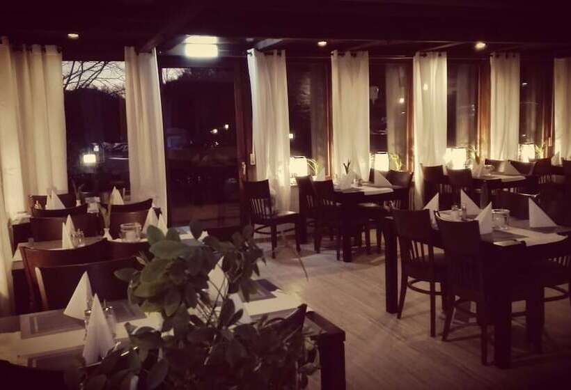 Landhotel Am Schloss