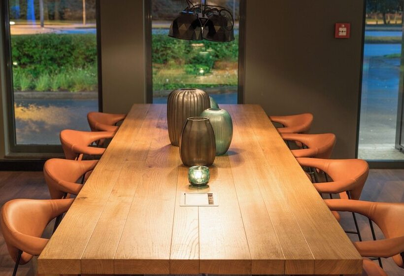 Motel One Hamburg Airport