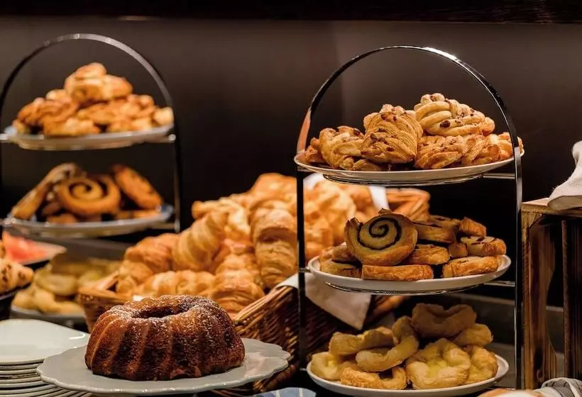 Motel One Hamburg Airport