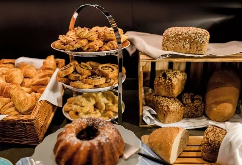 Motel One Hamburg Airport