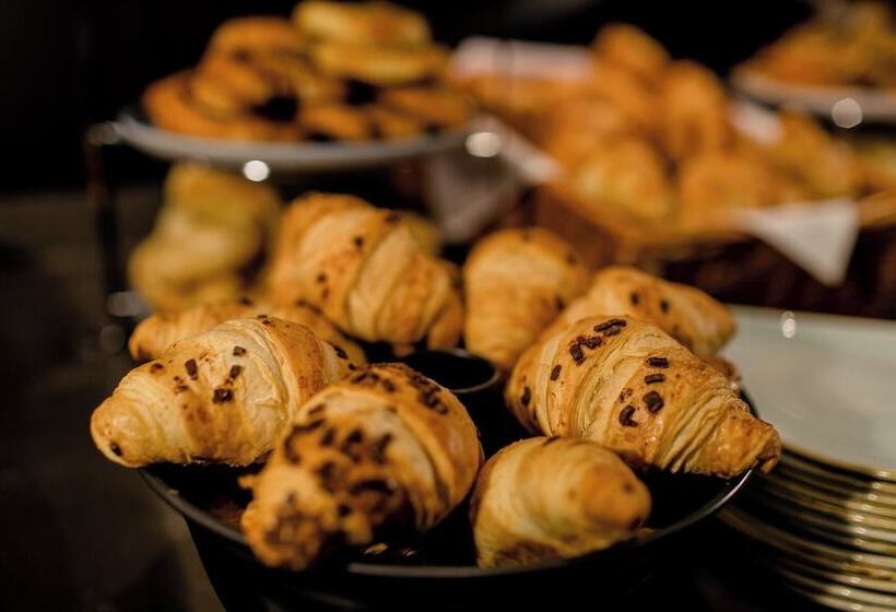 Motel One Hamburg Airport