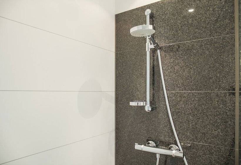 Motel One Hamburg Airport