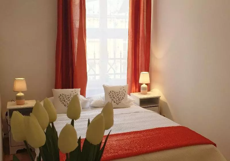 Old Town Apartments Slawkowska