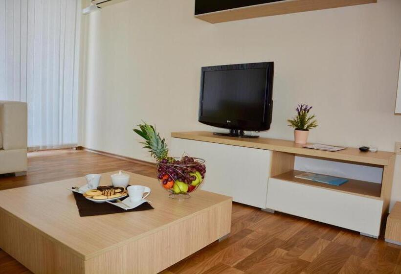 Rainbow 1 Holiday Complex