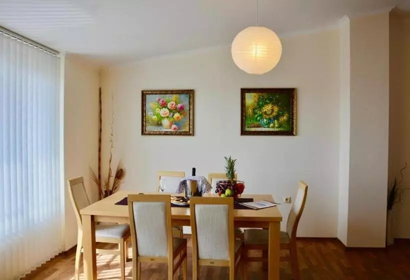 Rainbow 1 Holiday Complex