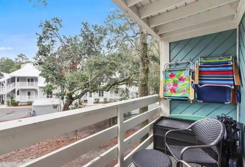 5 Stars Peaceful Condo   7 Min Walk To The Beach