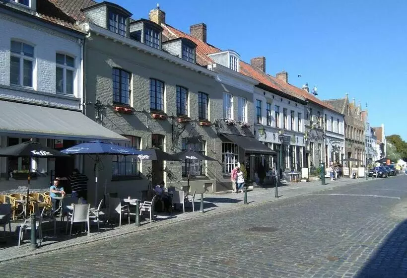 Aamiaismajoitus (B&B) Gasthof Maerlant