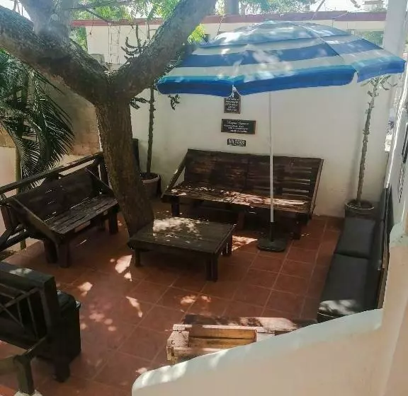 ユースホステル Posada Casa Antigua
