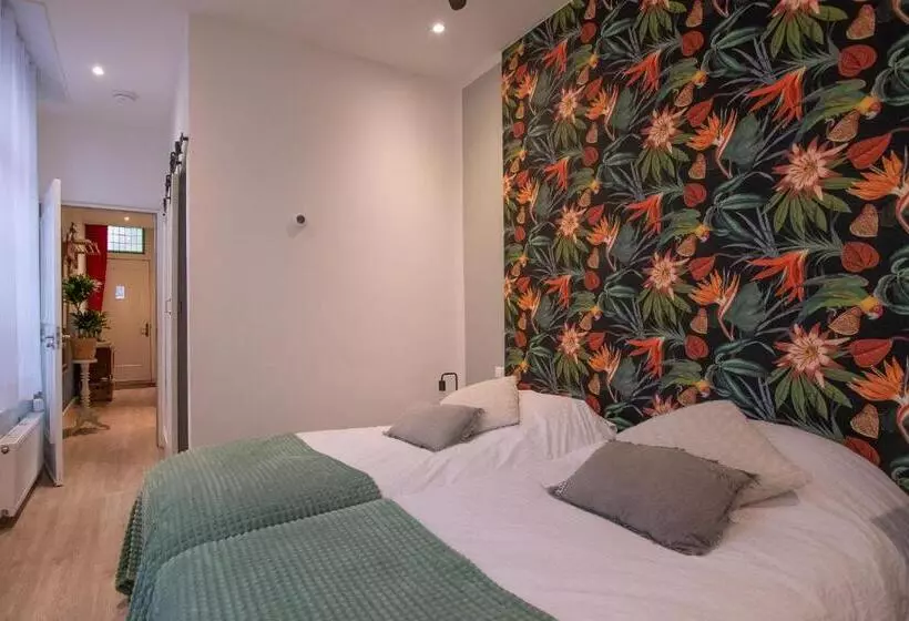 ベッドアンドブレックファースト Lekkerwegbijleeuwen, 1 Minuut Naar Hartje Centrum