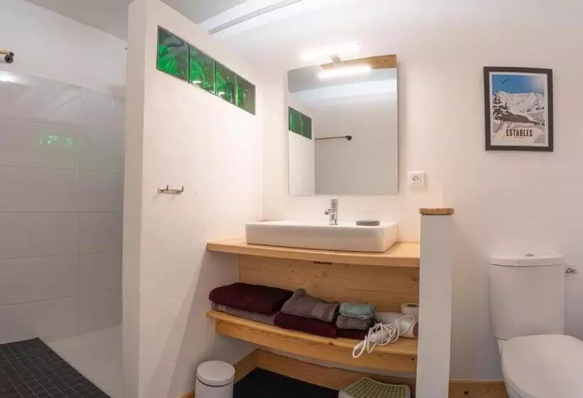 Aamiaismajoitus (B&B) Les Balcons De La Terrasse