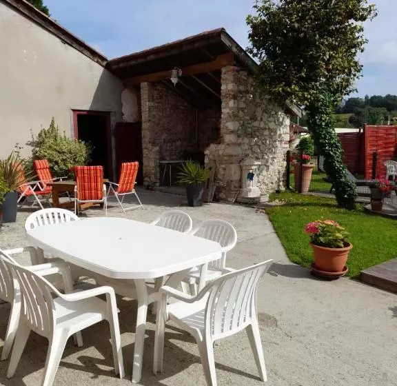 Aamiaismajoitus (B&B) Les Hirondelles