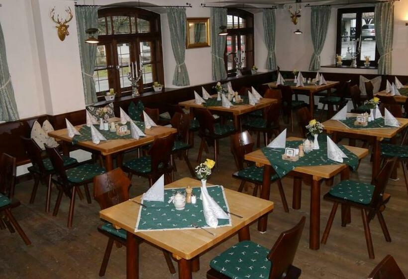 Отель Wirtshaus Zum Baumbach