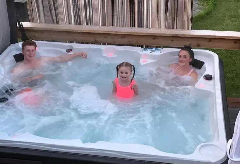 Majatalo Dragonfly Inn Loft Suite