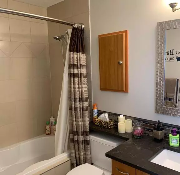 Majatalo Dragonfly Inn Loft Suite