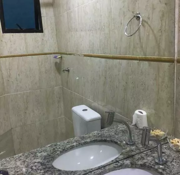 ペンション Recanto Bellamar Pousada E Hostel