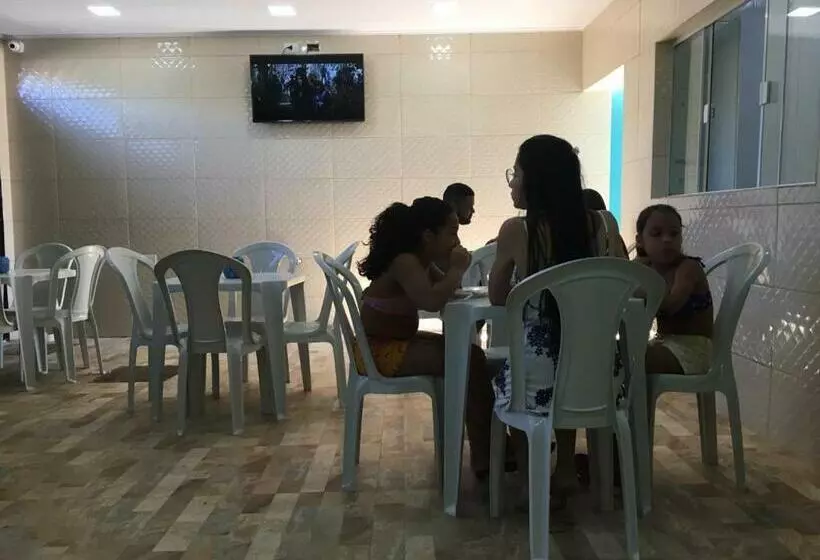 ペンション Recanto Bellamar Pousada E Hostel