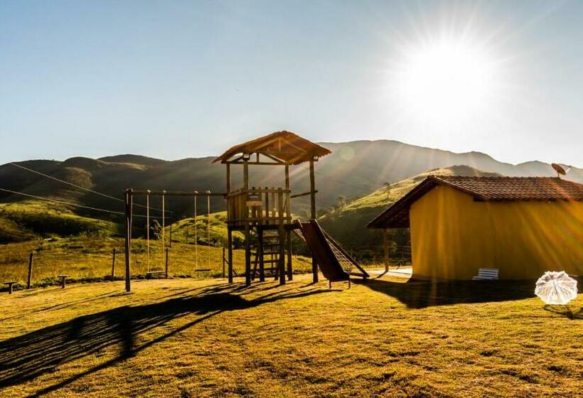 פנסיון Refúgio Pé Da Serra   Chalés