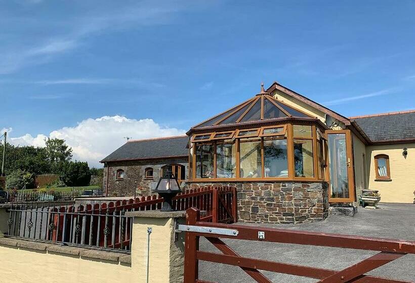 膳宿费 The Croft Guest House