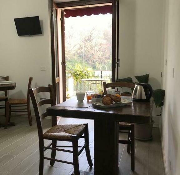 פנסיון Valpohome&rooms