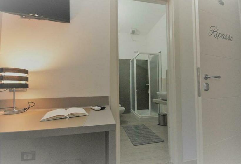 פנסיון Valpohome&rooms