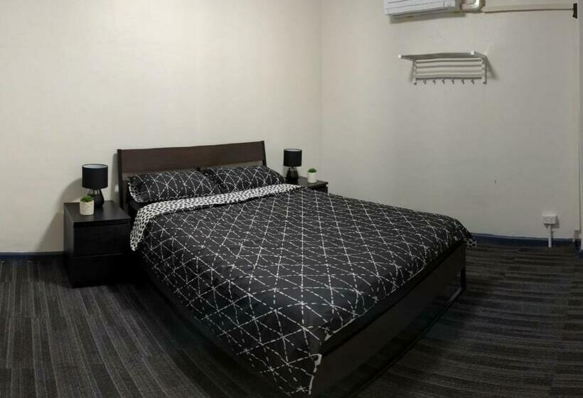 Queen Victoria Hostel