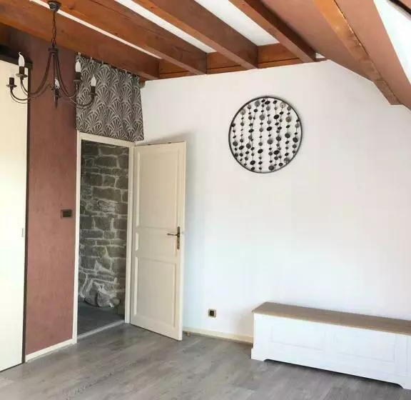 ベッドアンドブレックファースト Au Lavoir Du Serein La Billaude Et La Langouette