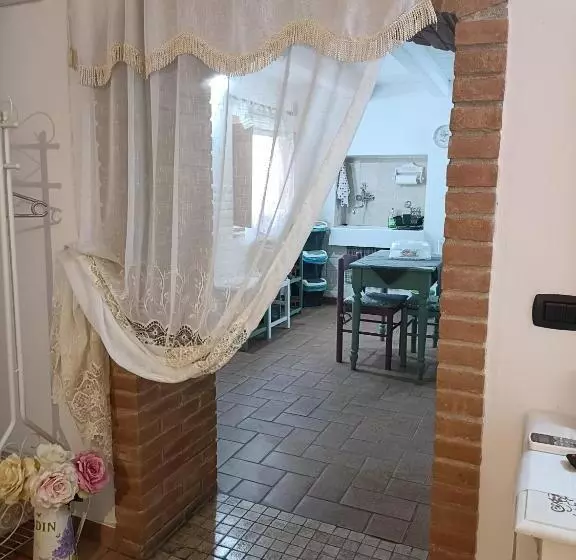 Aamiaismajoitus (B&B) Lo Scrigno Di Simon